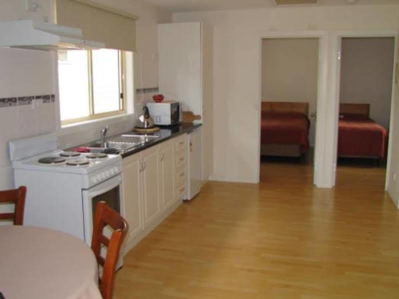 Wintersun Gardens Motel Bicheno Exterior foto